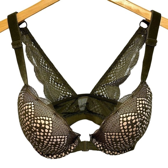 Victoria’s Secret Very Sexy Push Up Bra 32D Army Green Underwire Front‎ Close - Picture 1 of 8